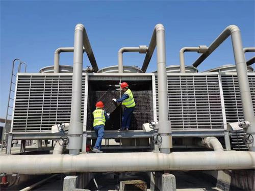 冷卻塔專用電機(jī)維修的注意事項(冷卻塔電機(jī)更換方案)